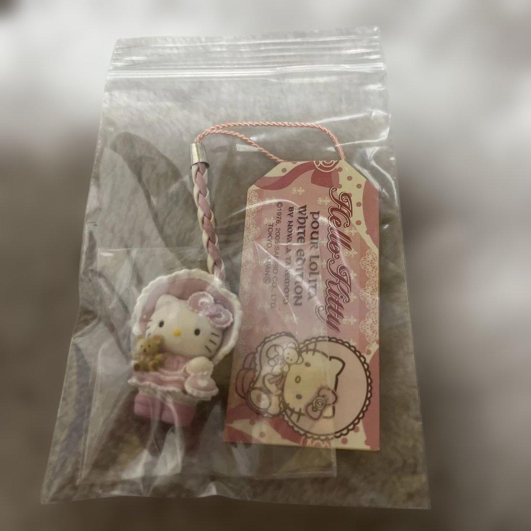 激レア☆ハローキティロリータバージョン根付☆2005☆嶽本野ばら