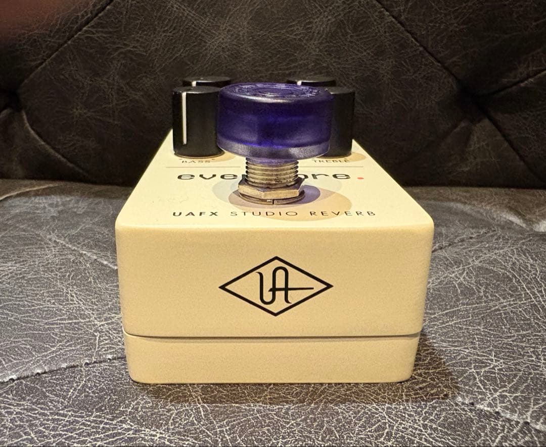 UAFX evermore studio reverb エフェクター　リバーブ