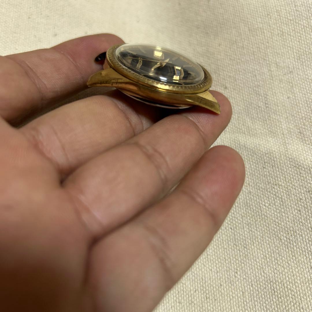 n*1様 Seiko 自動巻き 腕時計 ゴールド ブラック