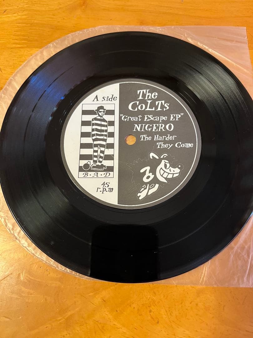 THE COLTS 激レアEPとうちわセット コルツ　マックショウ　岩川浩二