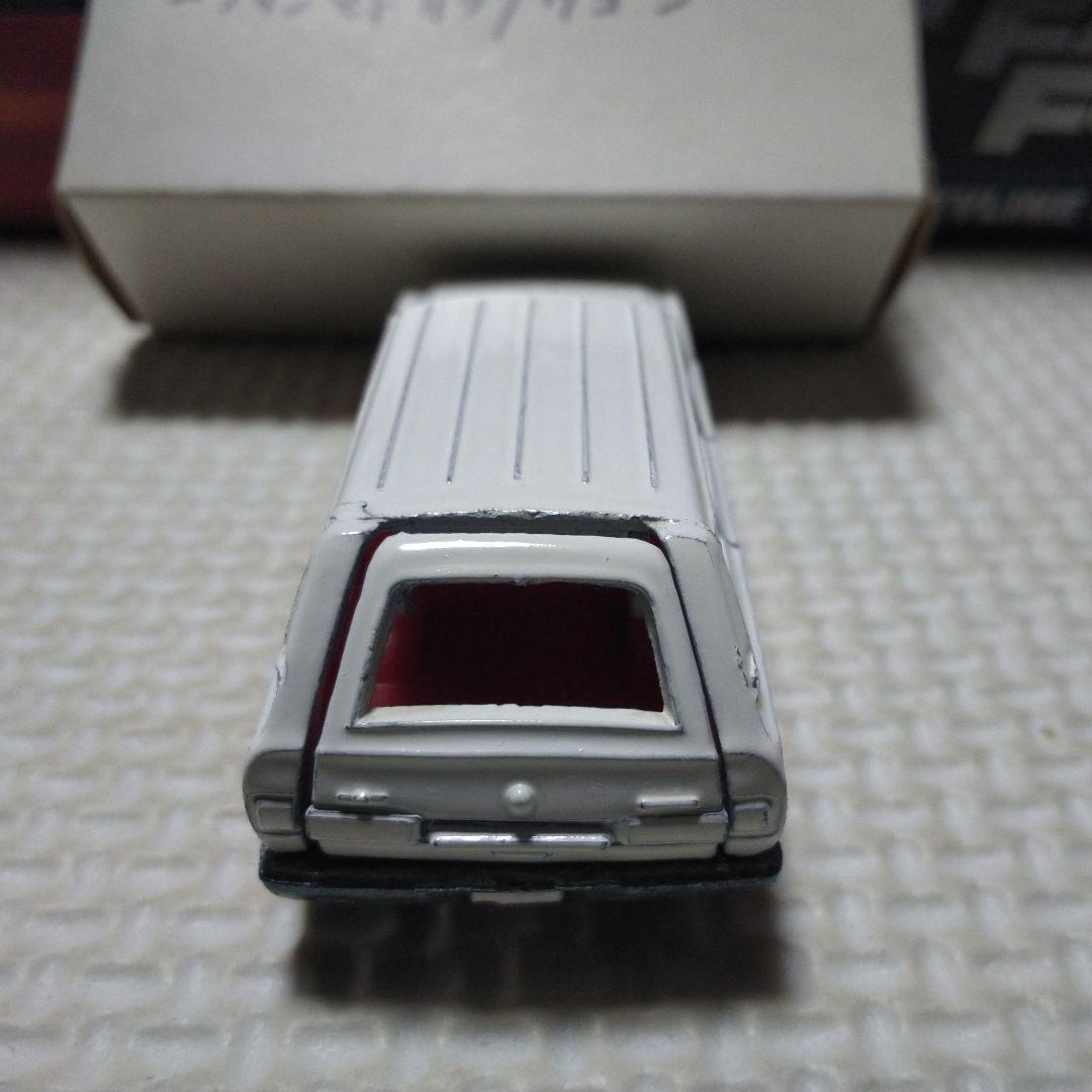 トミカ セドリックワゴン 高島屋