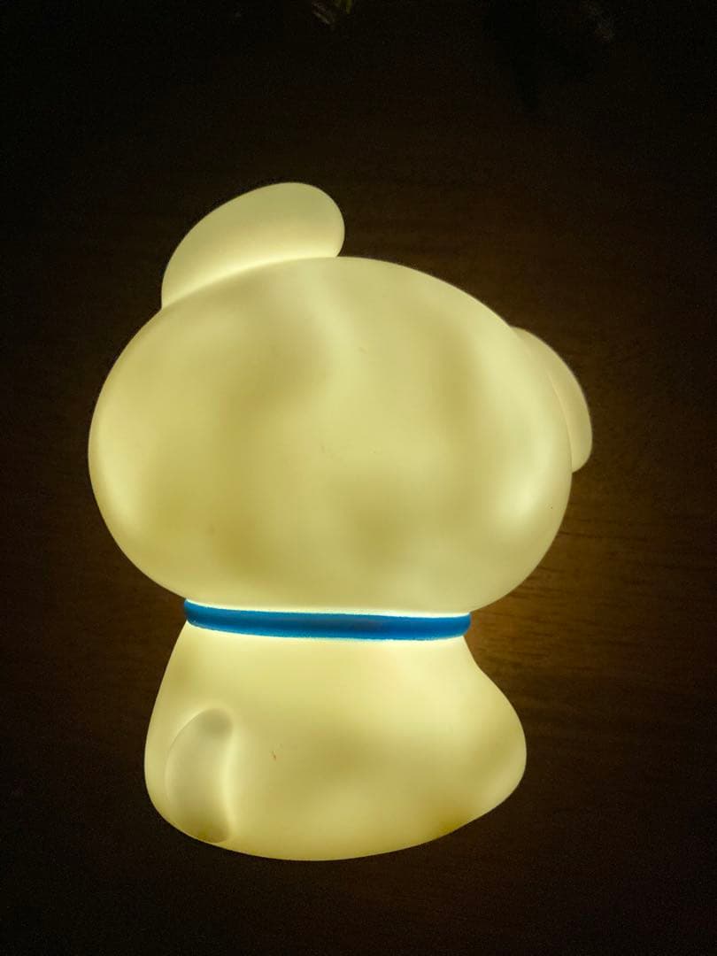 シロ　￼クレヨンしんちゃん　光るフィギュア ライト