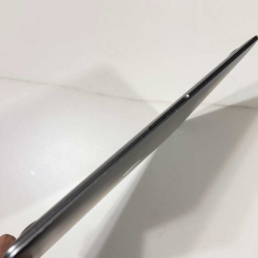 Apple MacBook Air 13インチ　2018　8GB　256GB