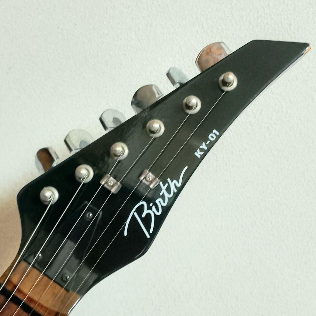 Birth　KY-01　エレキギター　トレモロユニット搭載　弦は新品に交換済み！