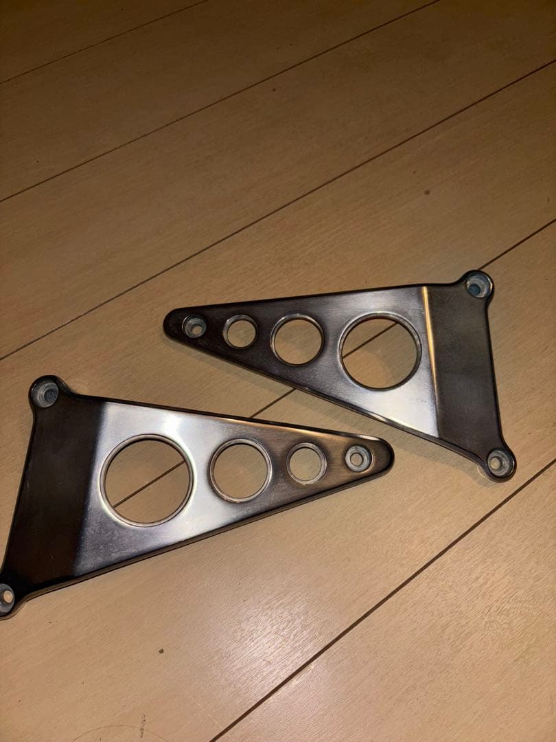 CBR400F ヘッドライトステー　左右セット