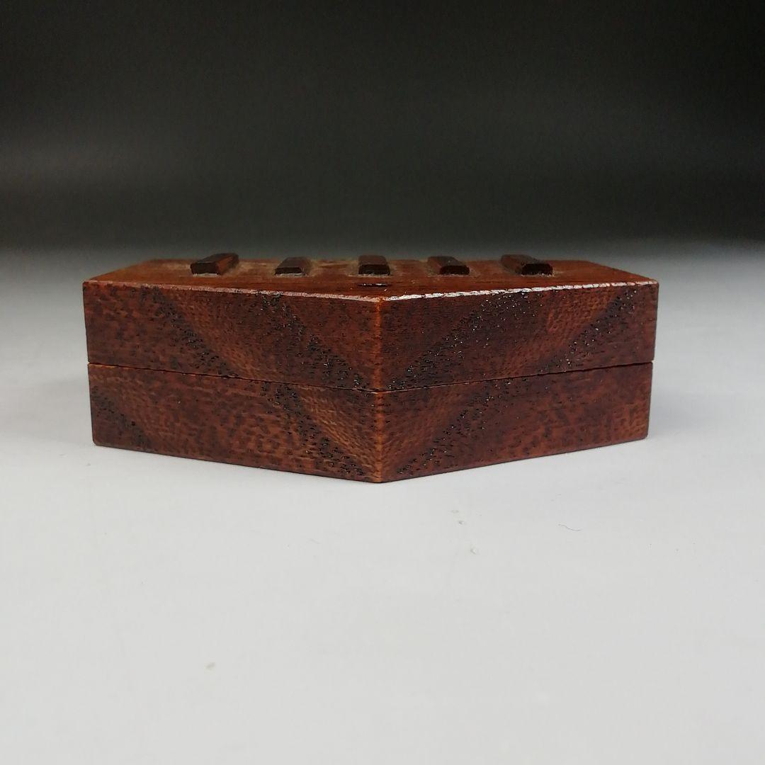 Ｔ８０３　香合　『桐ふき漆　鳴子香合』『中林星山 作』　共箱　茶道具