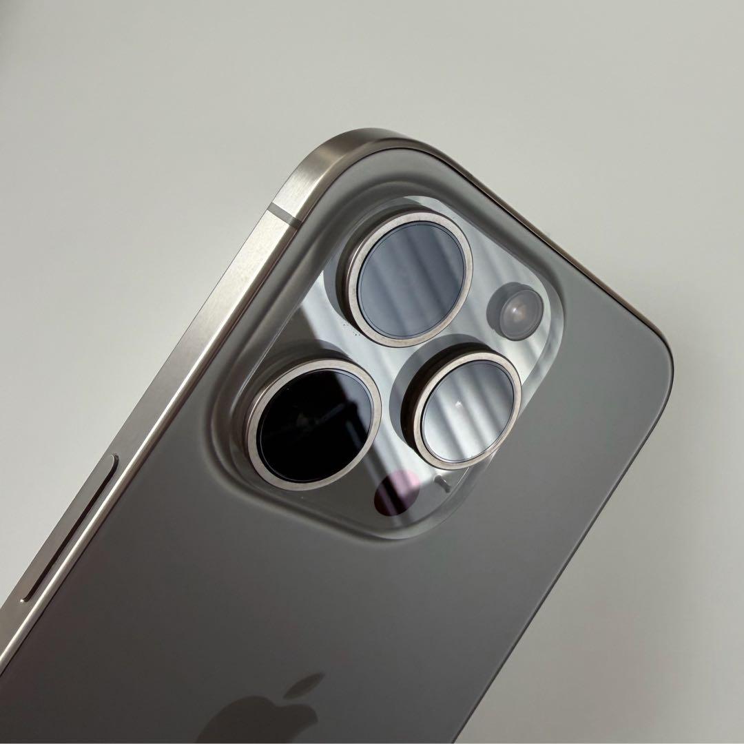 iPhone 15 Pro 256GB ナチュラルチタニウム SIMフリー