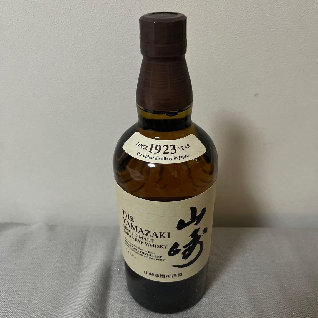 新品未開栓　サントリー ウイスキー　山﨑700ml