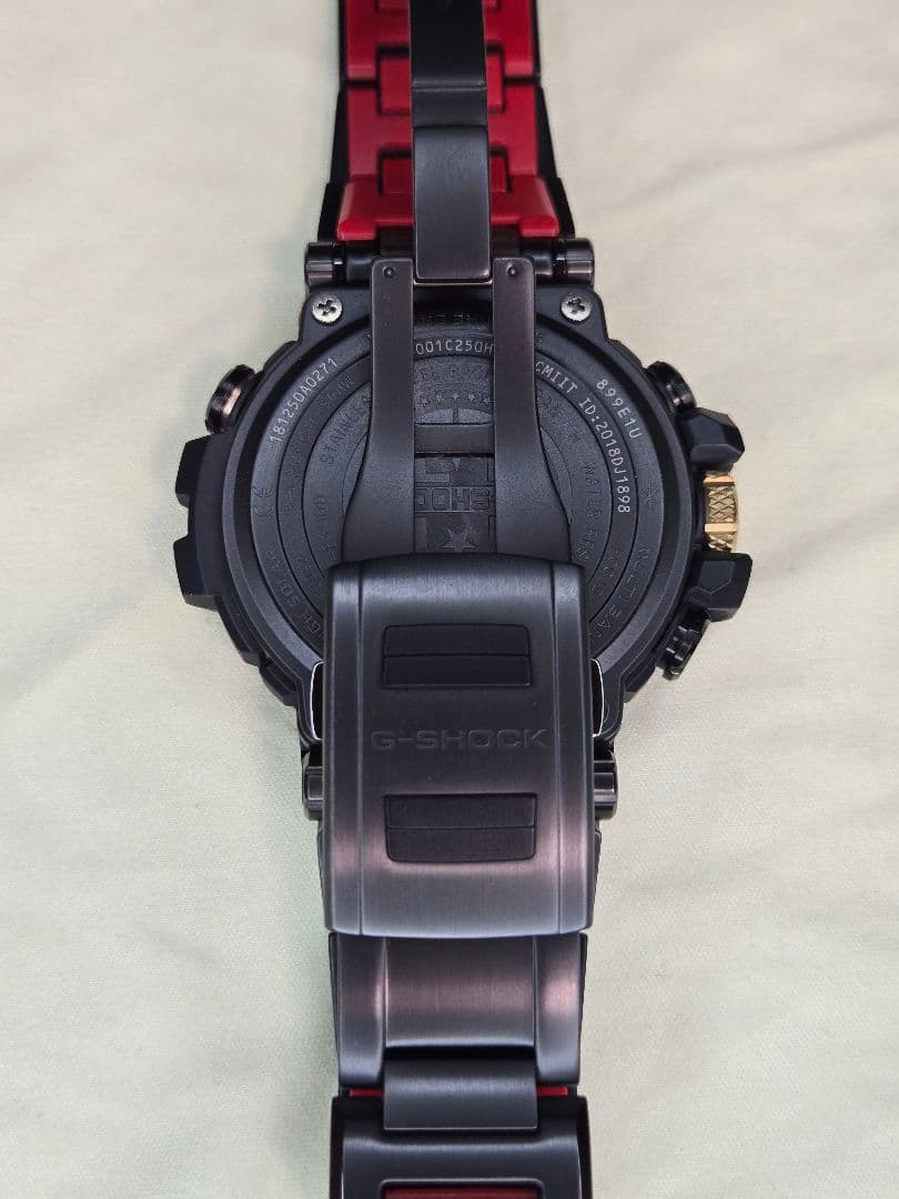 極美品 G-SHOCK MTG-B1000TF マグマオーシャン