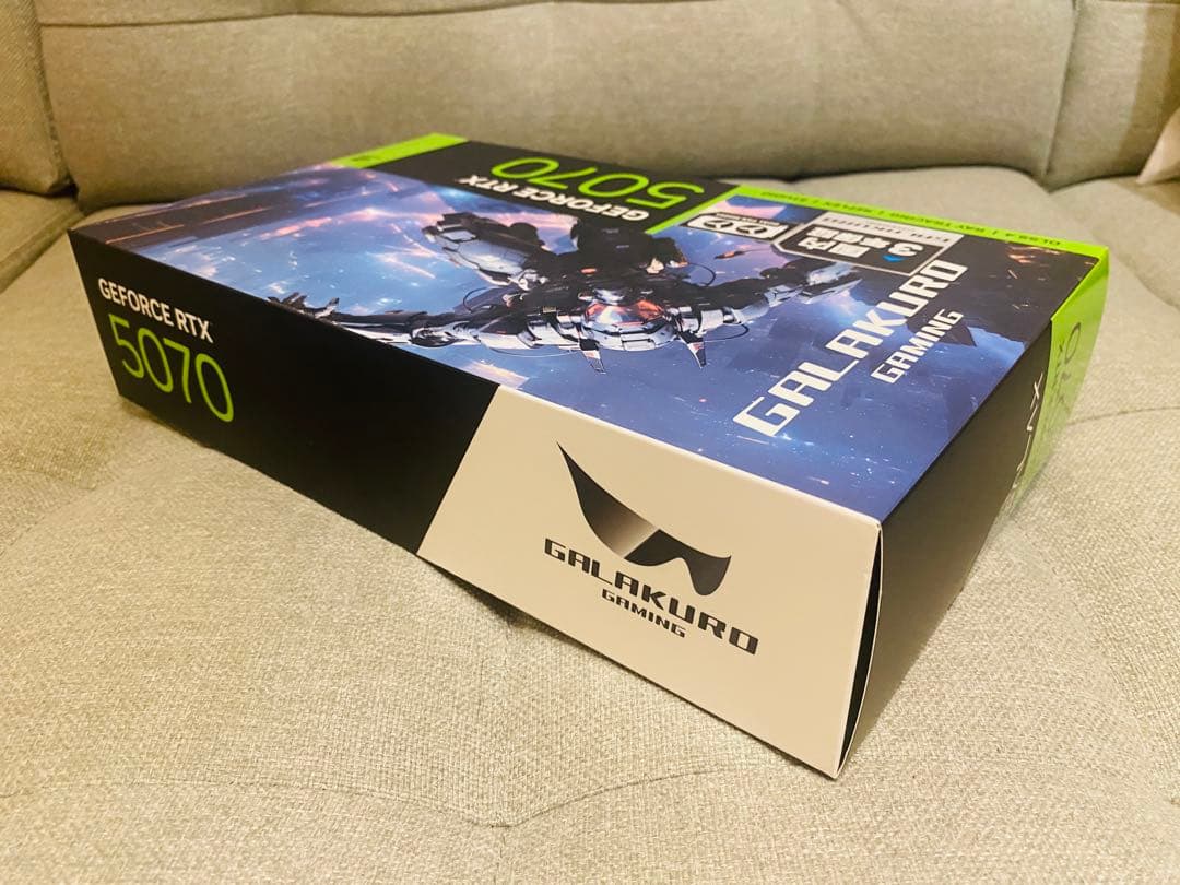 【新品・未開封】nVIDIA RTX 5070 12GB GDDR6 玄人志向