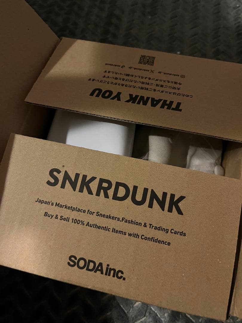 Mrs.GREEN APPLE NEW ERAミセスグリーンアップル　ピンズ付き