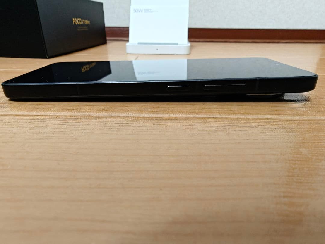POCO F7 Ultra 16 512 50W無線、120、55W充電器つき