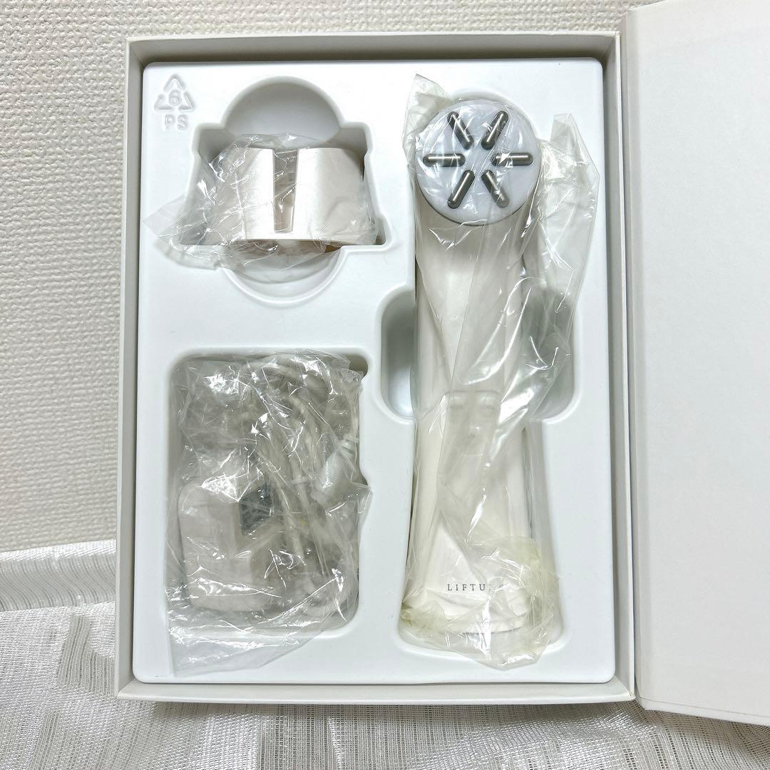 LIFTUNE 美顔器 本体　2024.8月購入