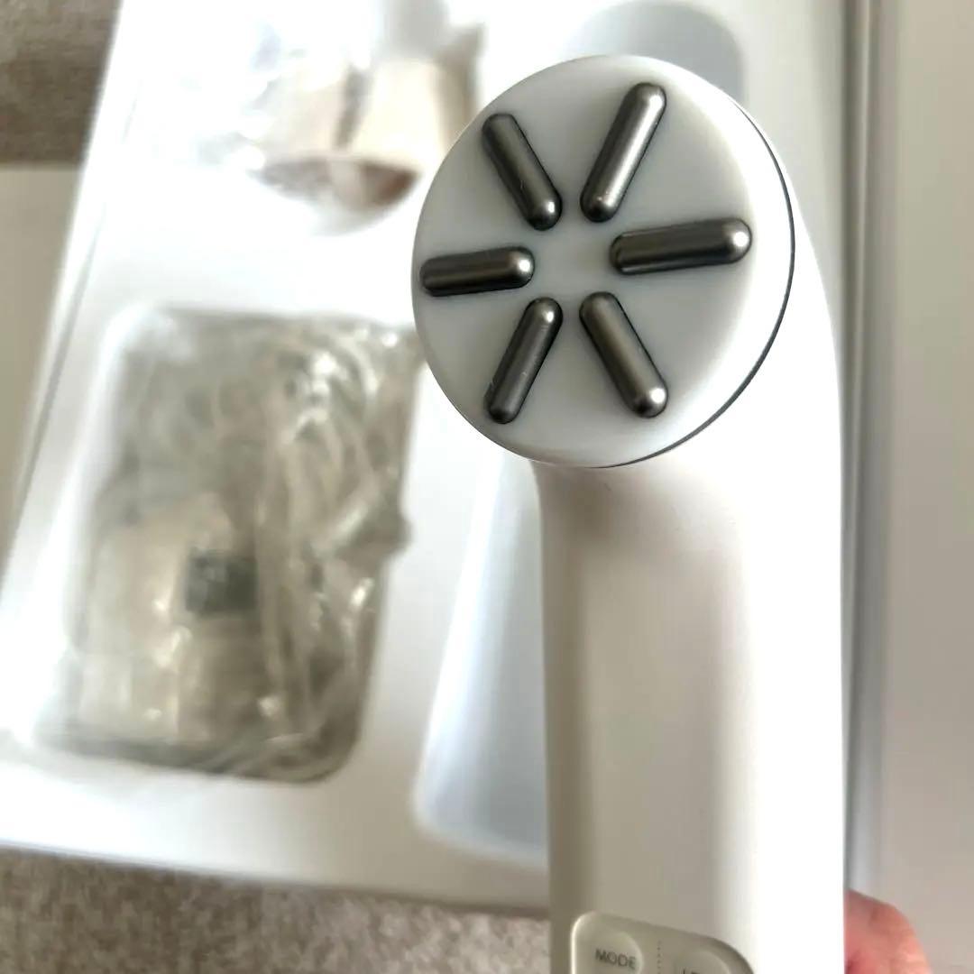 LIFTUNE 美顔器 本体　2024.8月購入