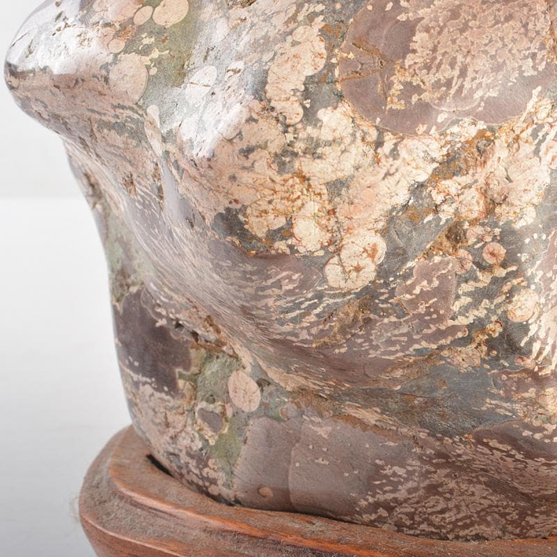 天然石　鑑賞石　梅花石　置物　重さ約1742g　唐木台付　C　R7035