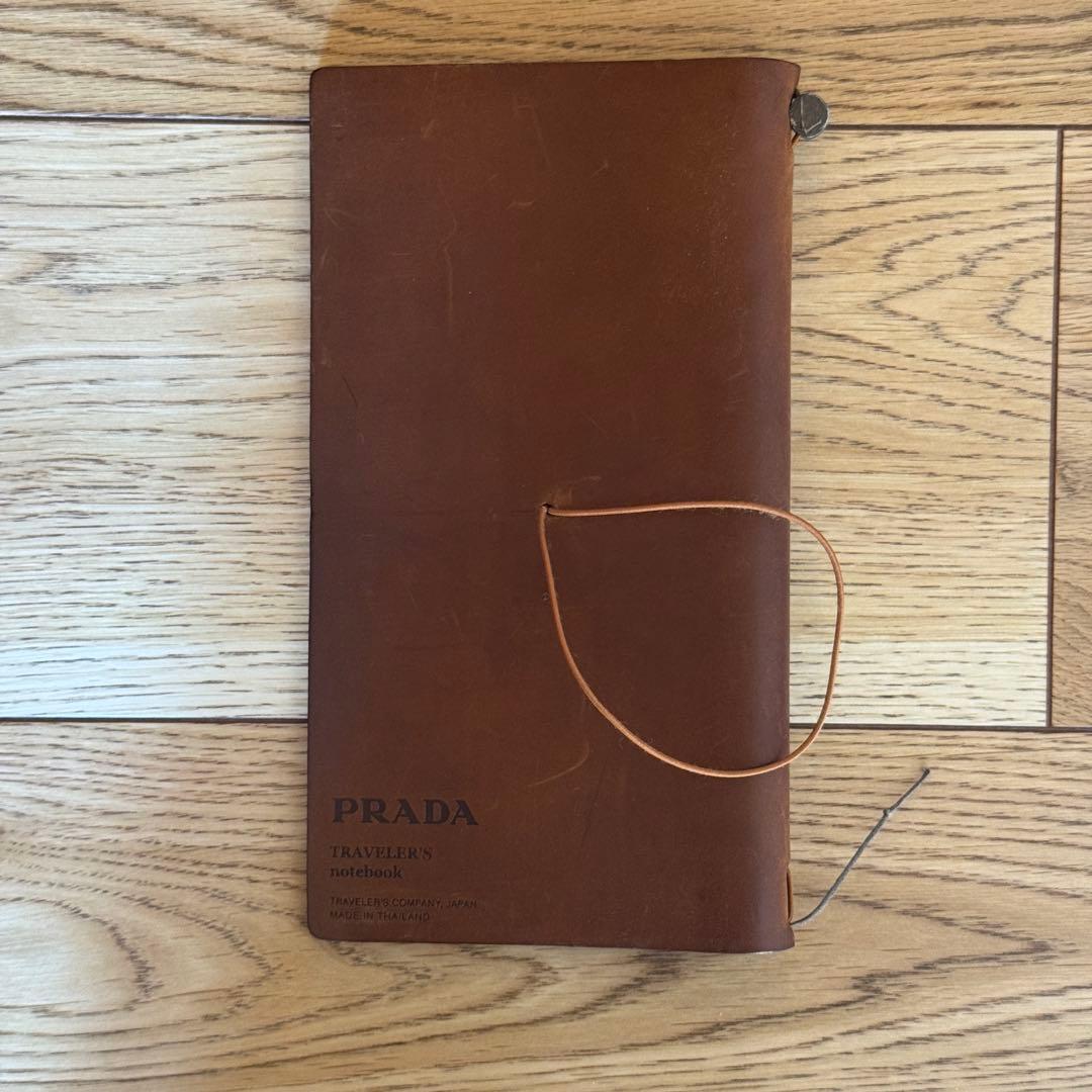 PRADA ブラウンレザー トラベラーズノート　プラダ