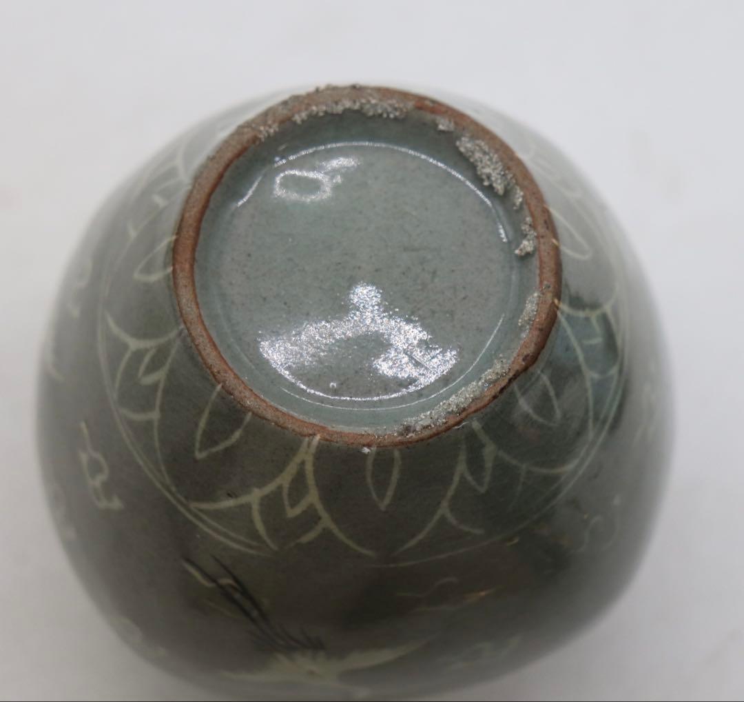 朝鮮青磁　象嵌　鶴紋瓶　李朝　送料込み260104