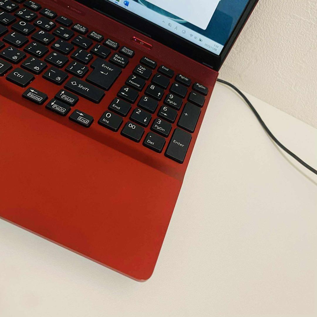 Y911 FujitsuノートパソコンSSD第7世代 WEBカメラWin11高速