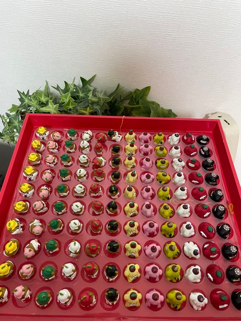 新品　ケース付き　サンリオ　ハローキティの幸運を呼ぶ開運マスコット　360個