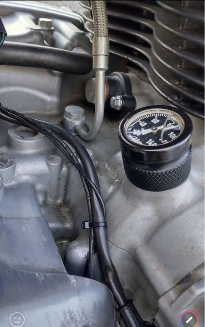 トライアンフ油温計Motone Customs モートーンカスタムズ