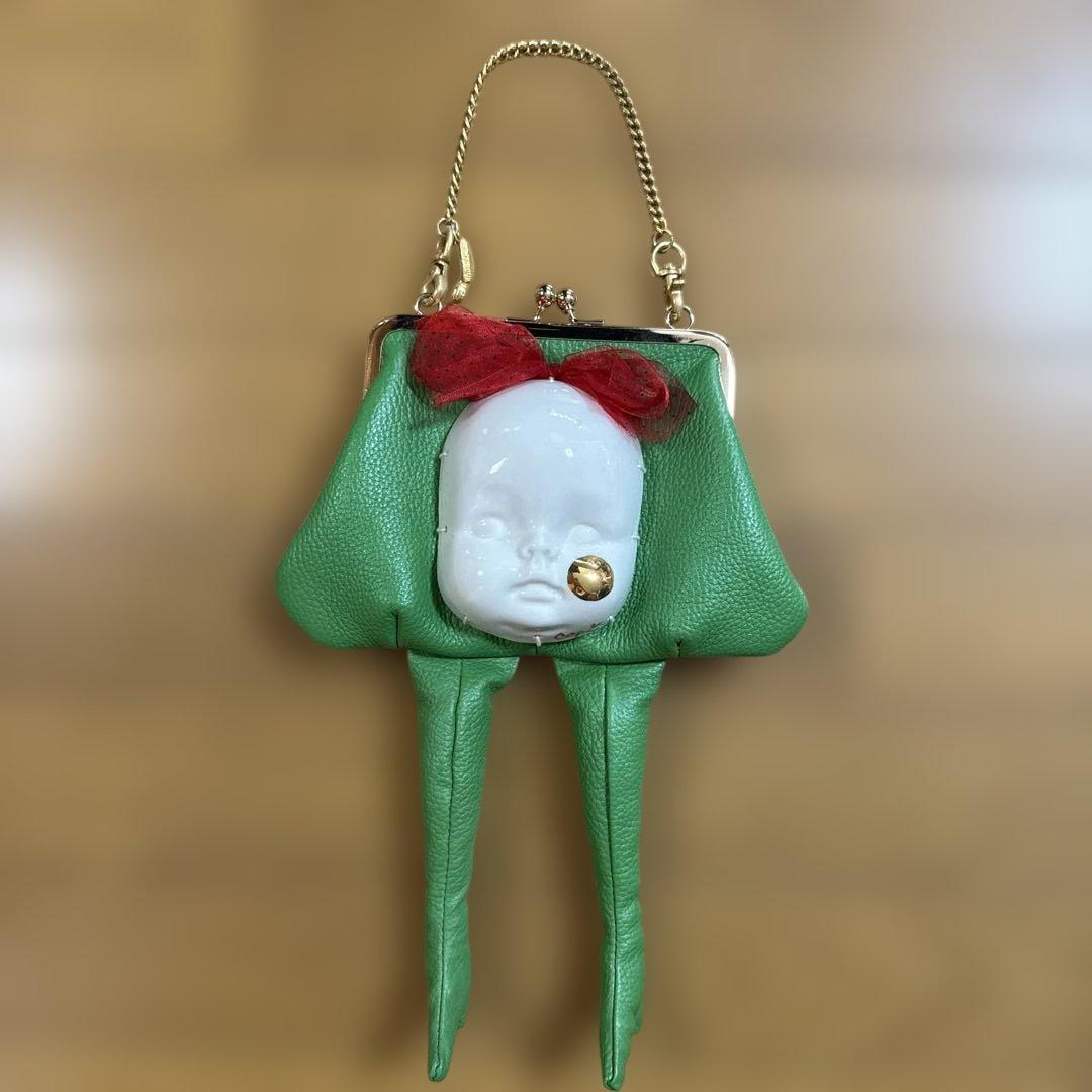 copi✖️あちゃちゅむ 陶器製 人形顔デザインの緑色がま口バッグ