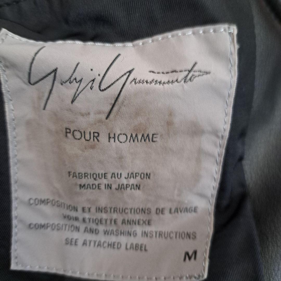 黒レザージャケット ボタン留め 襟付き