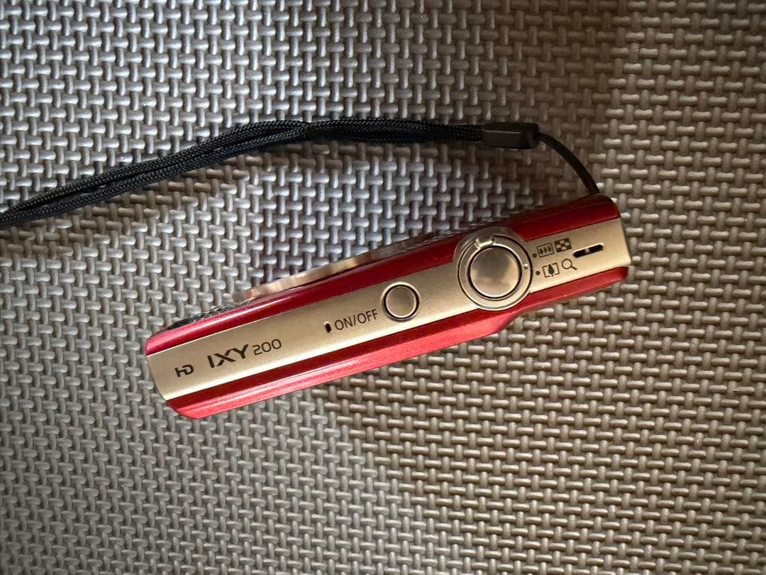 Canon IXY レッド 充電器付き