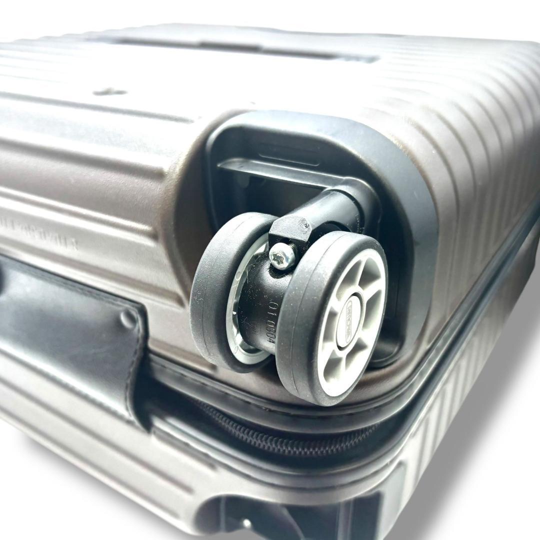 リモワ サルサ ビジネストロリー 4輪 810.40 機内持込可能 美品