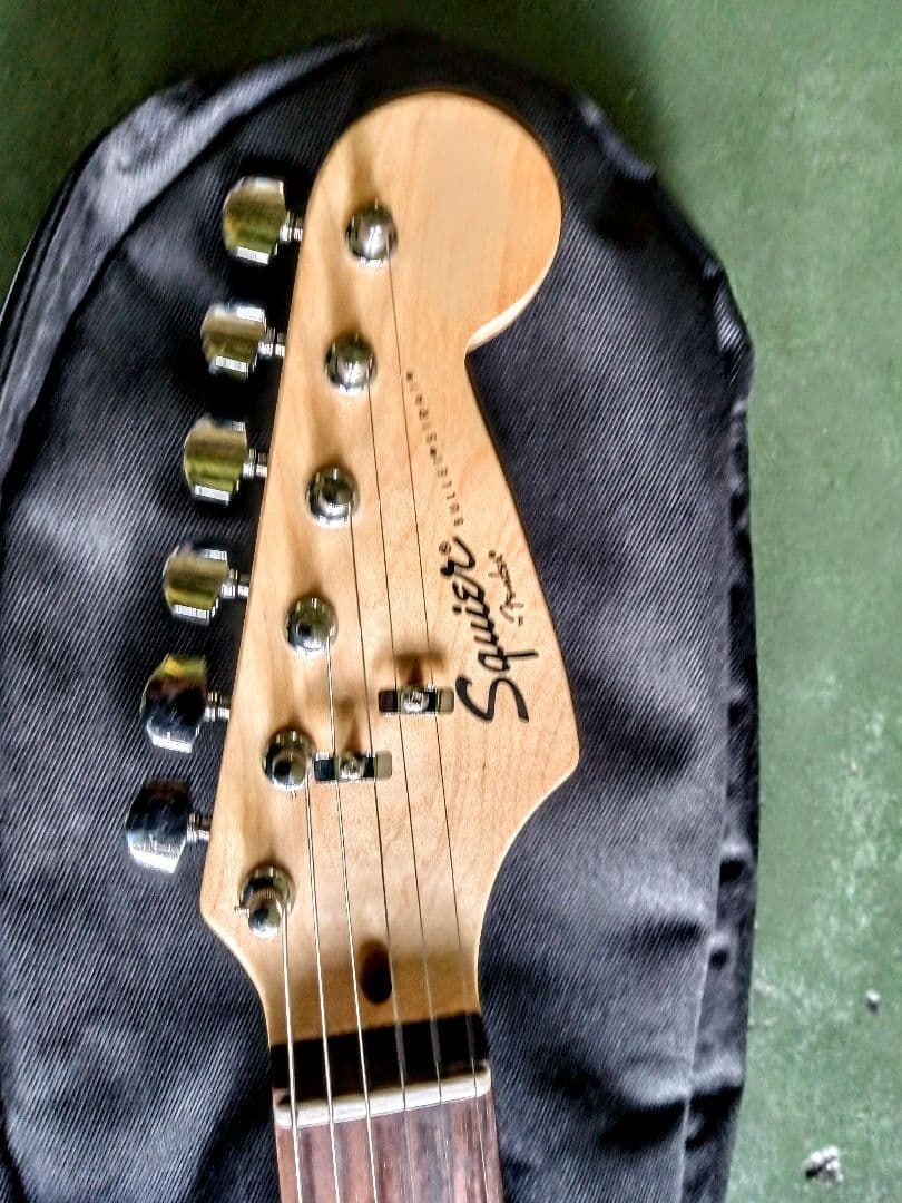 Fender by Squier　2007年製　ミニアンプ　ブースターペダル付き
