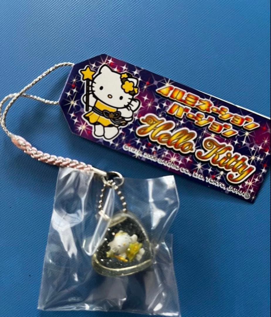 キティ　アクリル根付　イルミネーションバージョン　レア　ハート型　ハート　限定