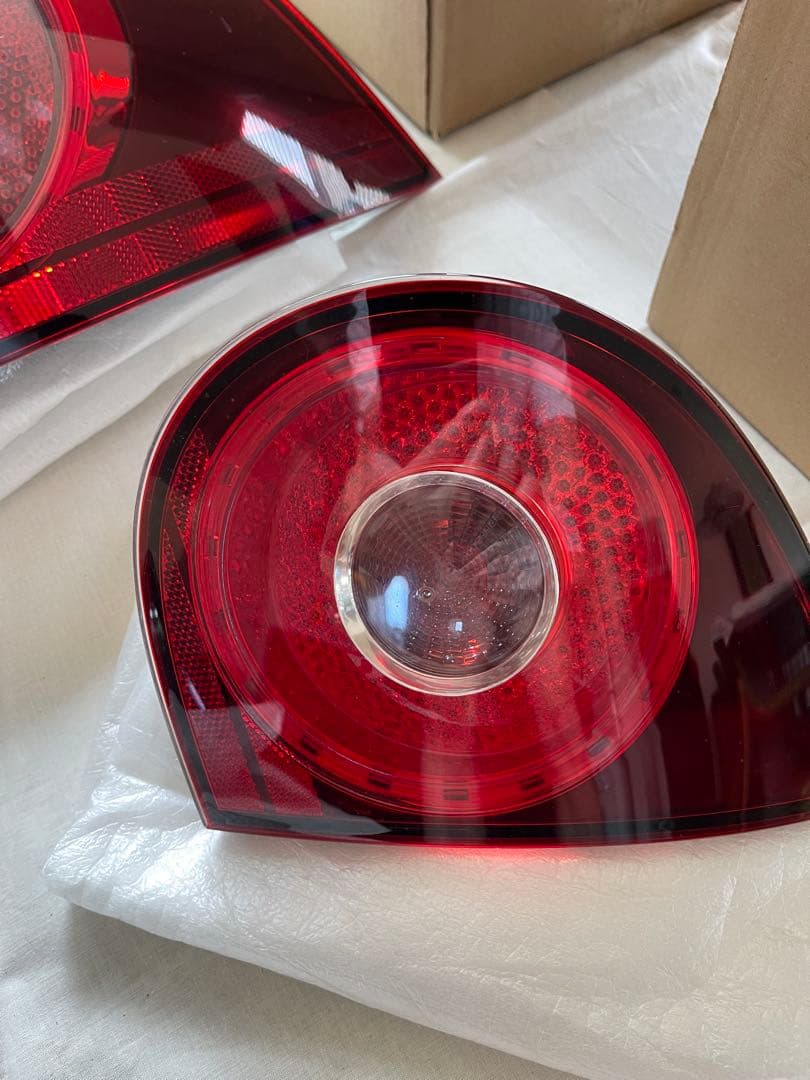s*9様 golf R32赤 テールランプ 4個セット