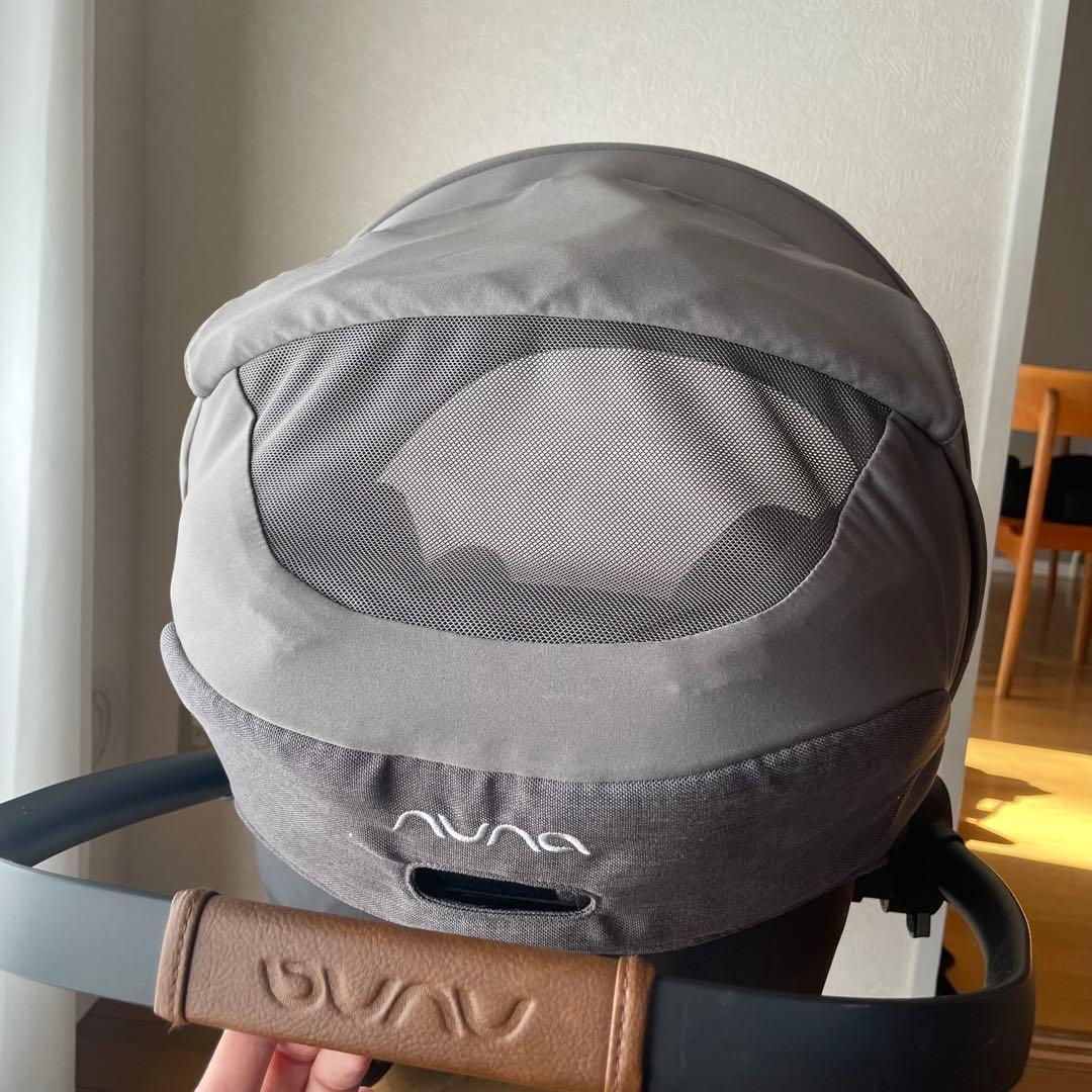 ヌナ ベビーシート　ピパ　ネクストN(NEXT　SYSTEM対応)/グラナイト