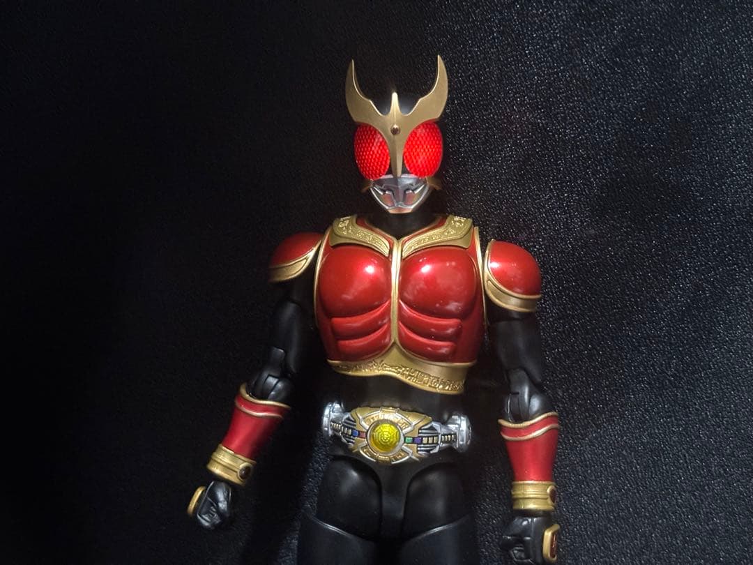 【期間限定値下げ】発光改造　仮面ライダークウガ　フィギュア