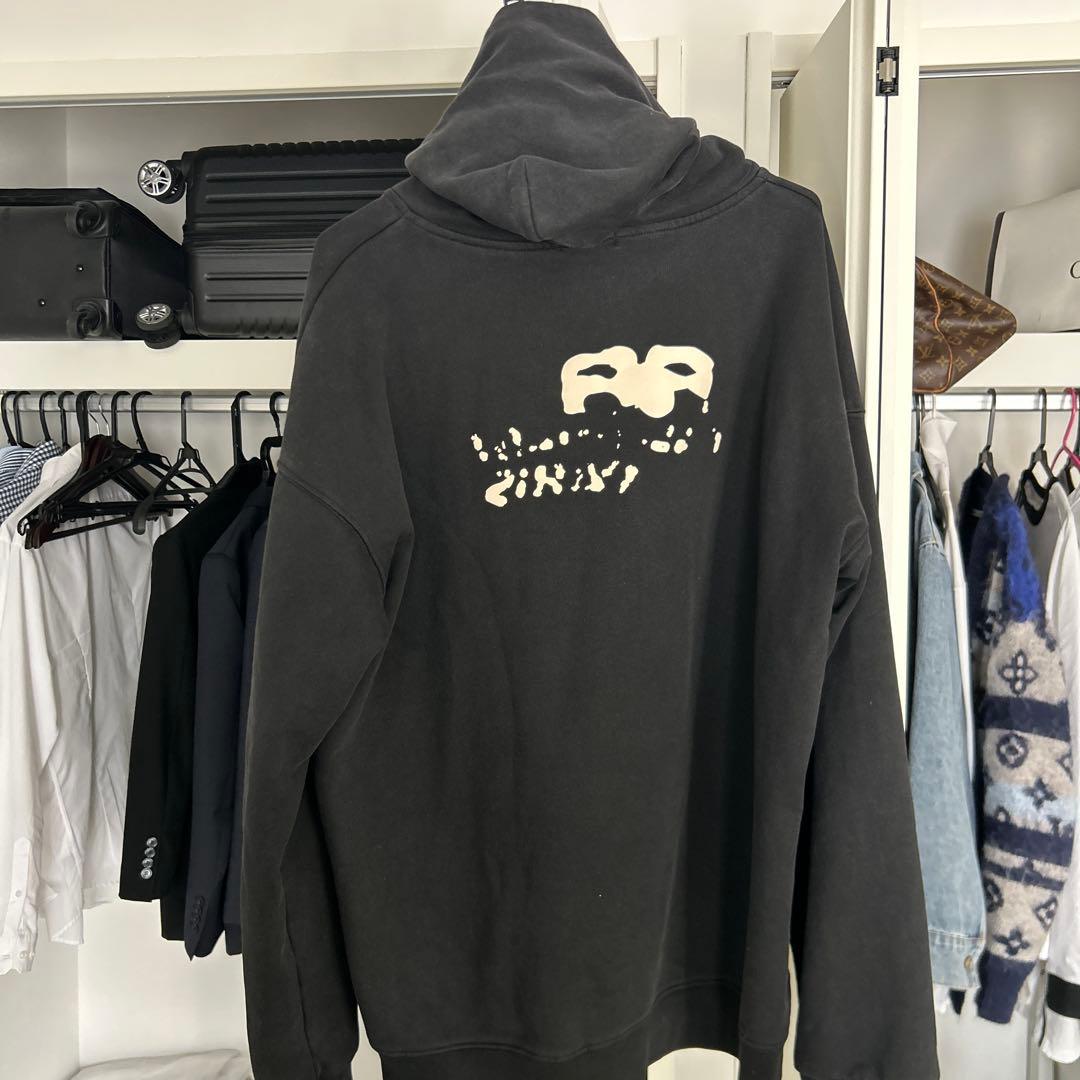 BALENCIAGA バレンシアガ　パーカー　ブラックLサイズ