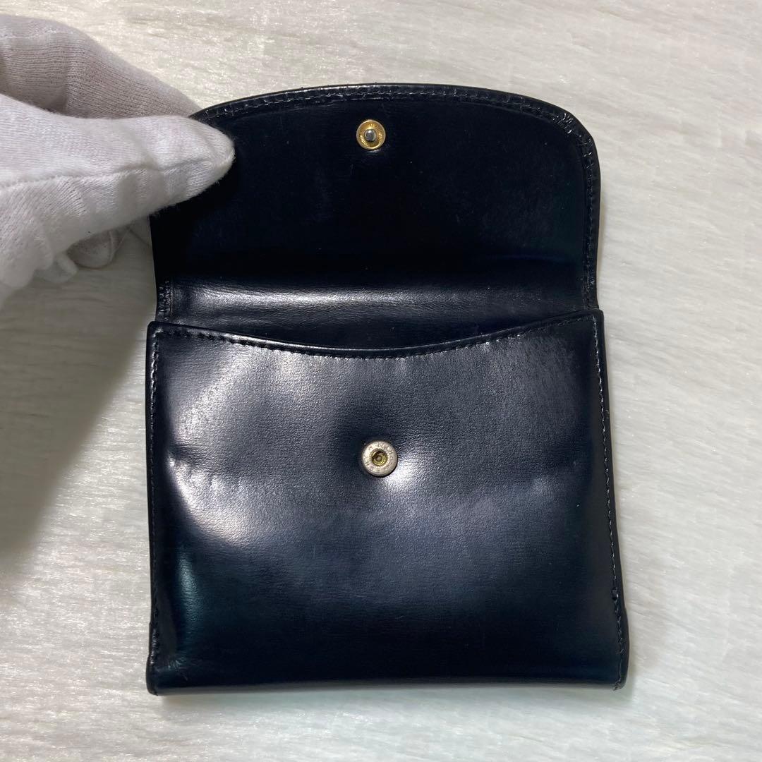 お買い得品　GUCCI グッチ　二つ折り　折り財布　折りたたみ　黒　赤　バイカラ