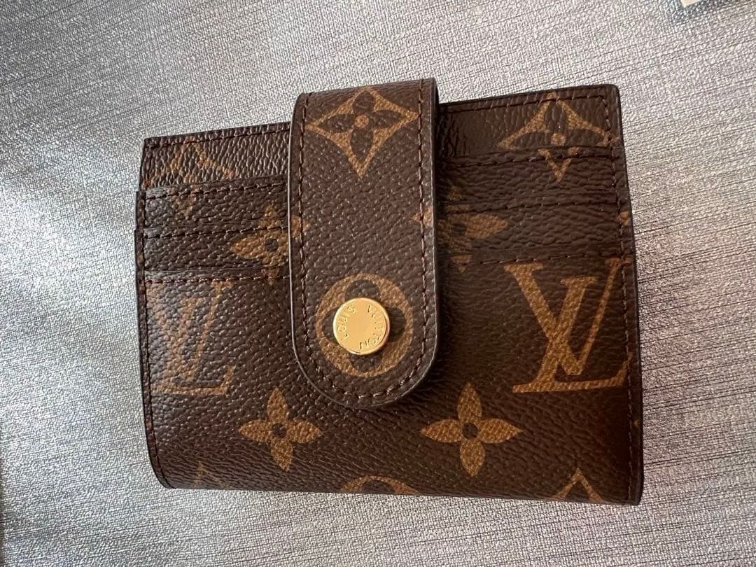 LOUIS VUITTON ルイヴィトン モノグラム 二つ折り財布