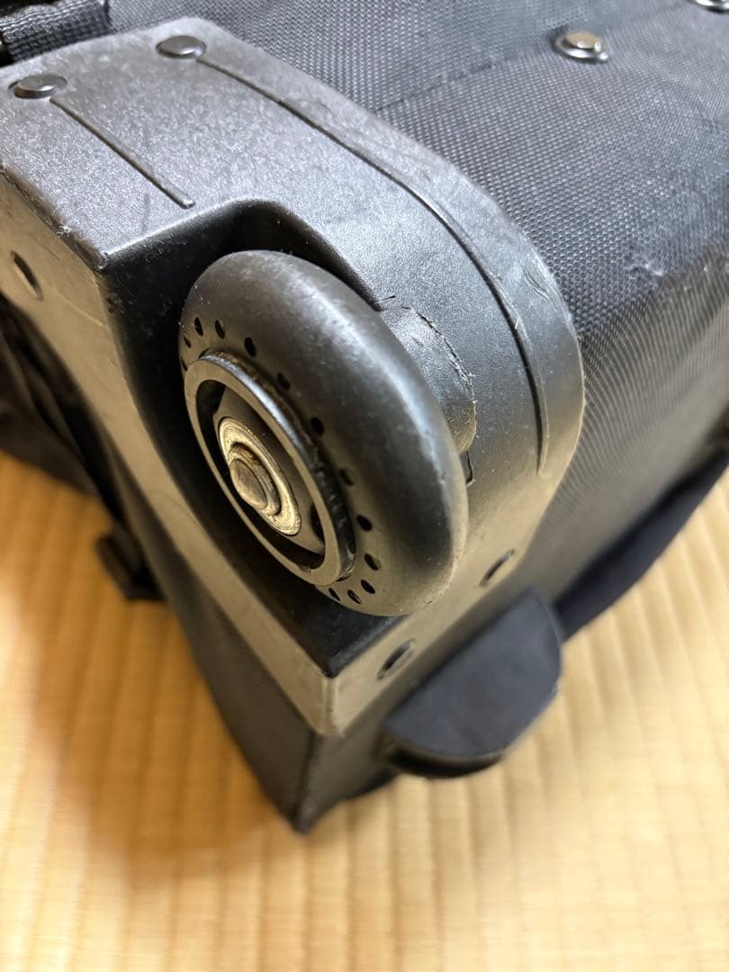 モンベル　キャリーバッグ　リュック　2way ウィリーバッグ