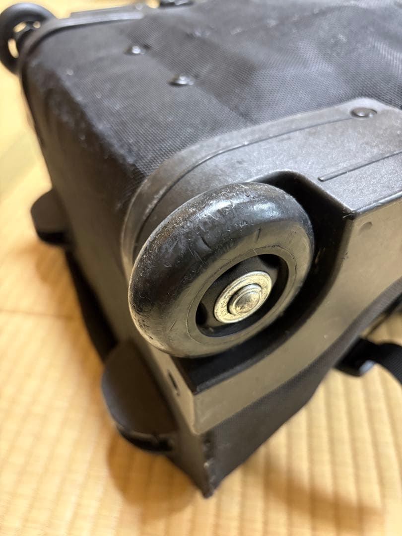 モンベル　キャリーバッグ　リュック　2way ウィリーバッグ