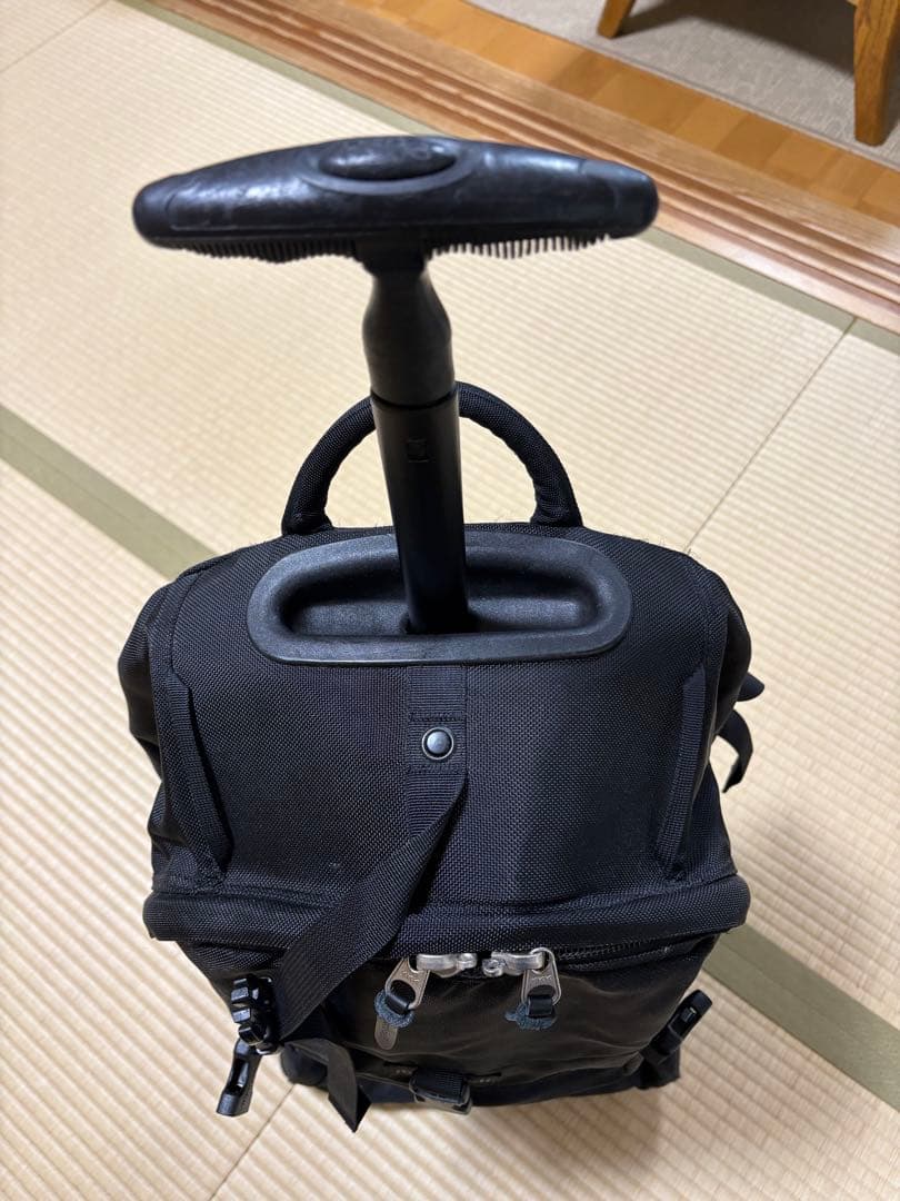 モンベル　キャリーバッグ　リュック　2way ウィリーバッグ