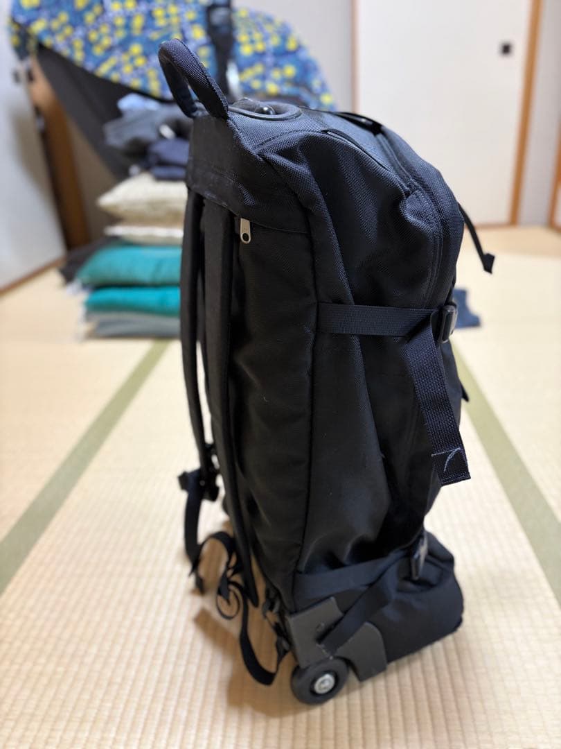 モンベル　キャリーバッグ　リュック　2way ウィリーバッグ