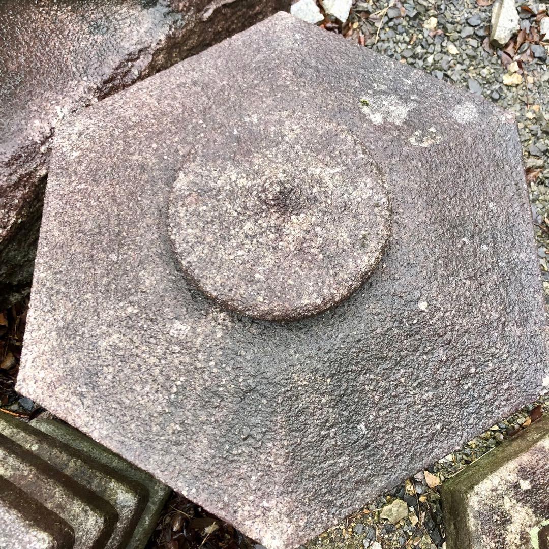 引取希望 面影灯籠 真壁石燈籠 御影石 庭石 石像 石造 石彫 彫刻 庭園 置物