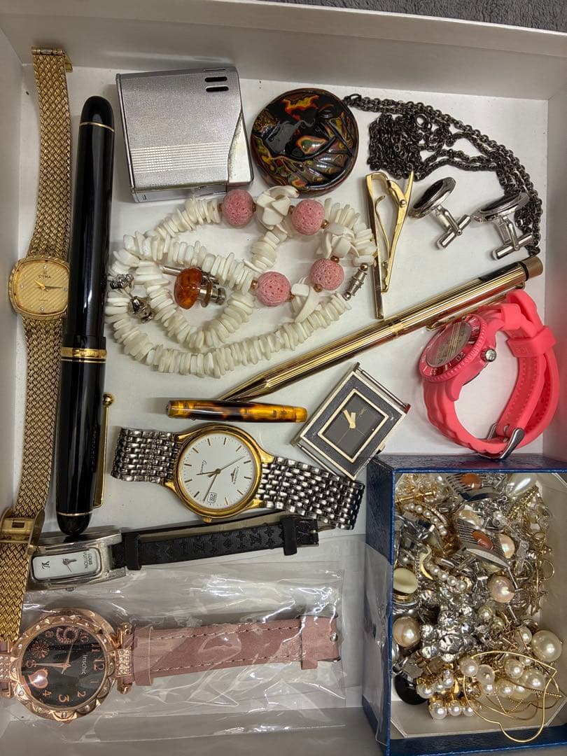 不*K様 【遺品整理】多様なデザインのジュエリーセット