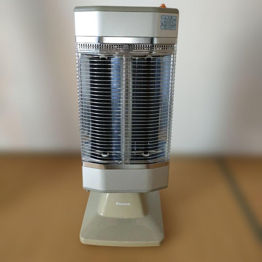 ダイキン遠赤外線暖房機セラムヒート　スタンド型電気ヒーター 1100W/850W