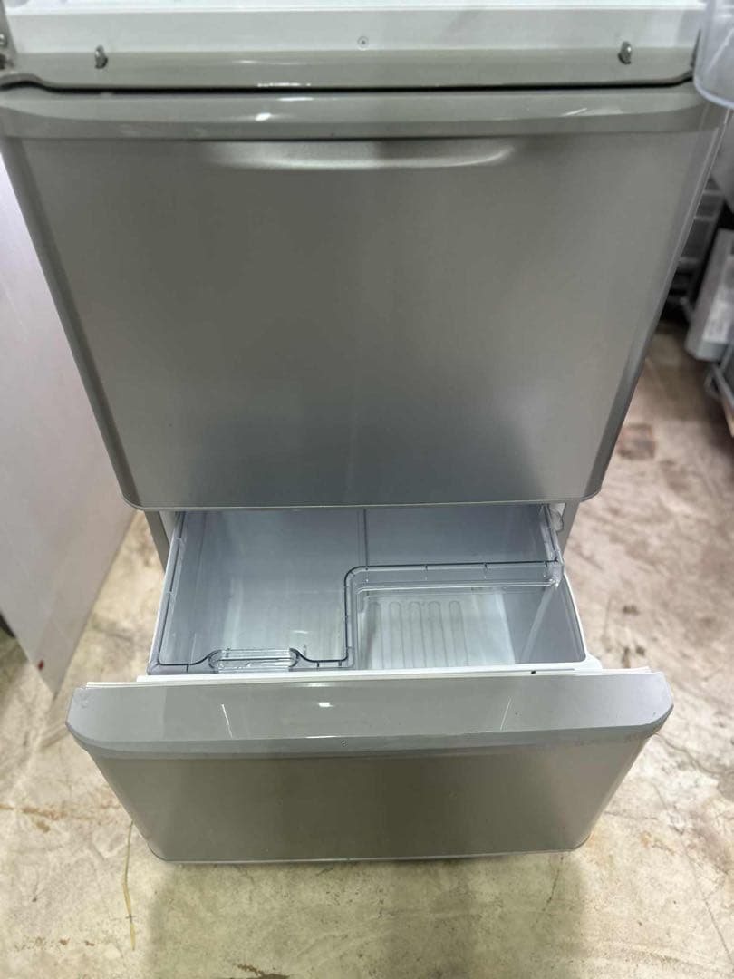 送料無料 SHARP 冷蔵庫 SJ-W354H-S 2021年製 両開き