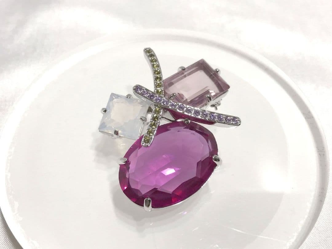 美品 ■ スワロフスキー Swarovski ■ クリスタル ブローチ ■ 高級