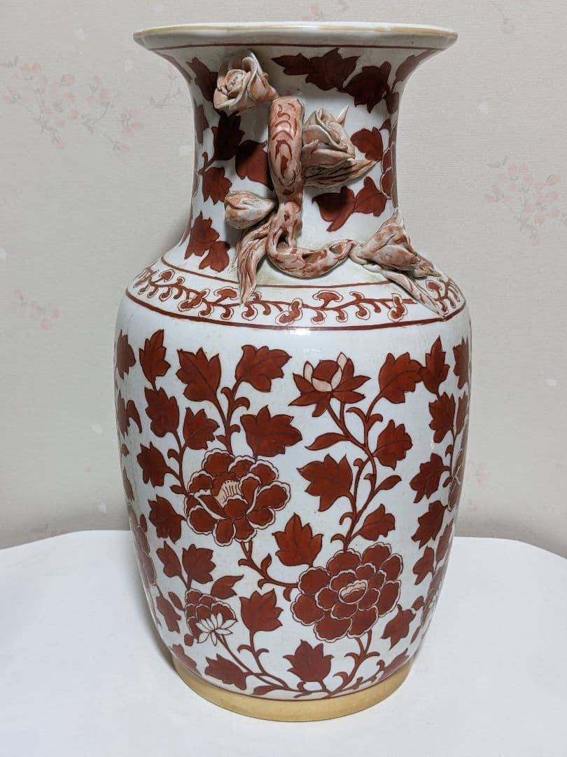 ♦中国陶磁器 紅釉花卉文様 貼花 蕾花双耳瓶 花瓶 民国時代 華東堂製 骨董品