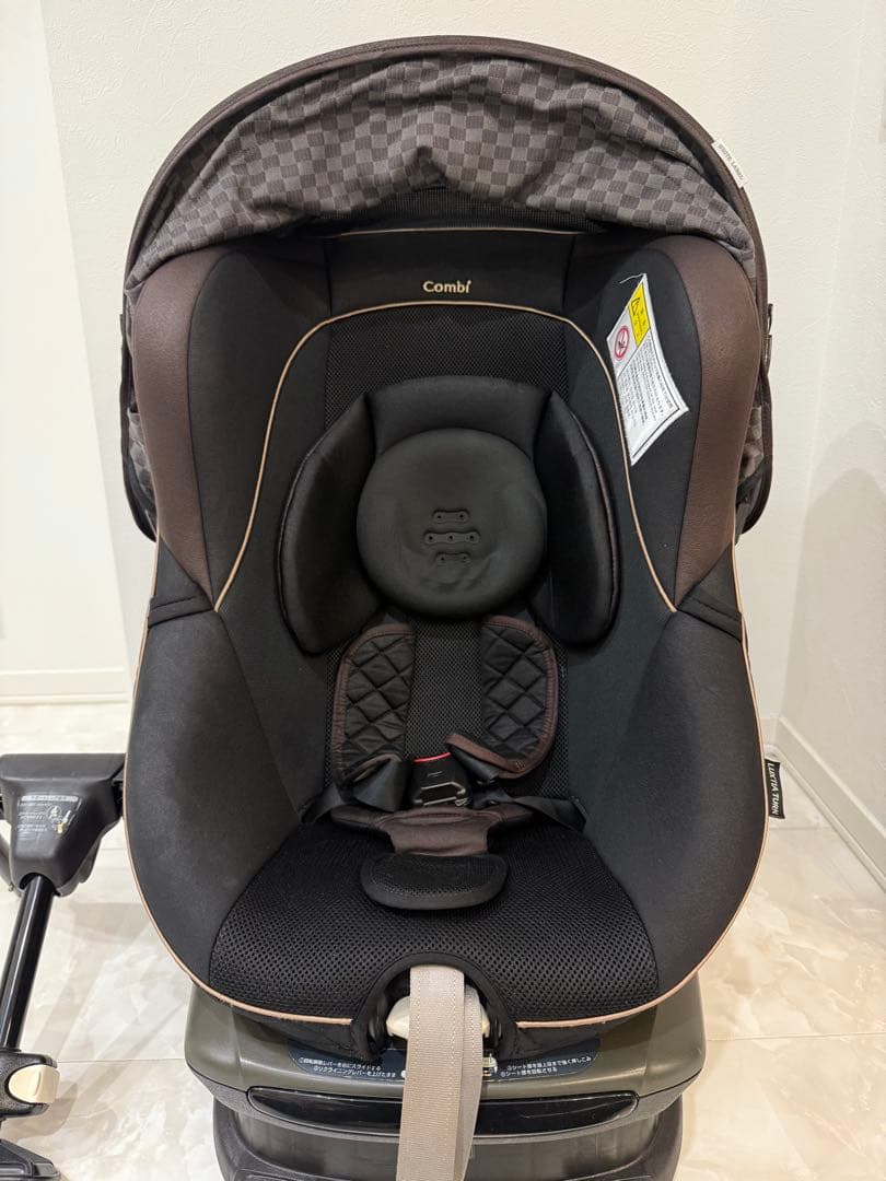 【美品】combi 360° ラクティアターン チャイルドシート CV-ETY