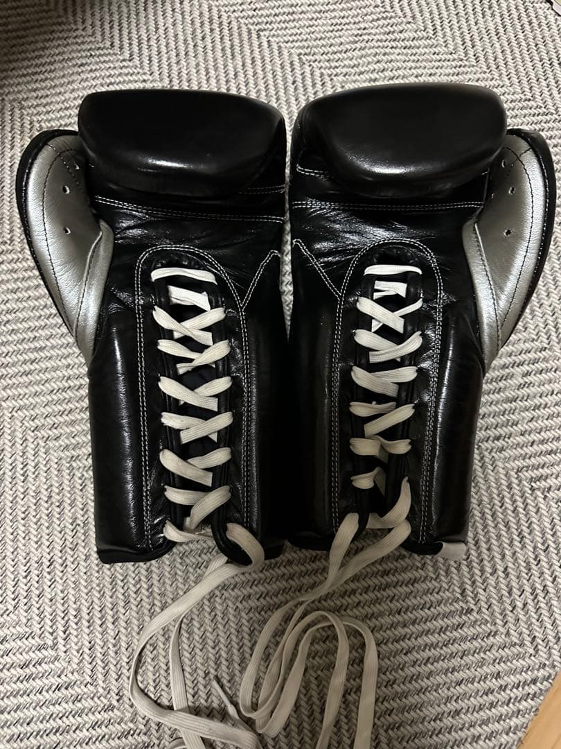 REYES レイジェス ボクシンググローブ 14oz 紐式 ブラック