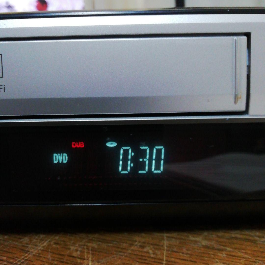 Panasonic VHS/HDD/DVDレコーダー【DMR-XW200V】