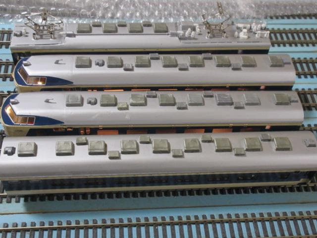 国鉄 寝台特急電車 581系 4両セット HOゲージ　（金属製・カツミ製）